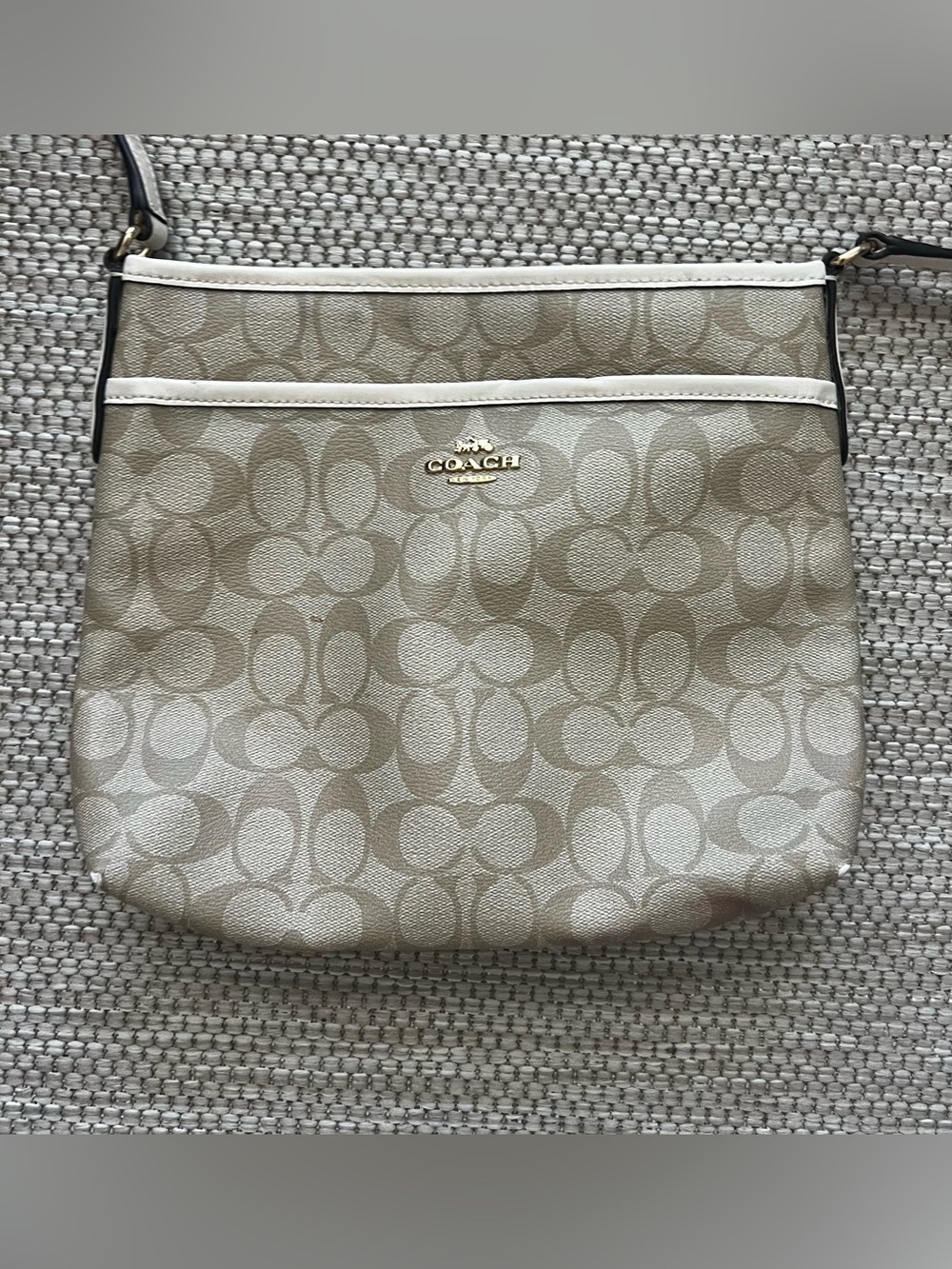 Coach Crossbody Bag in Khaki and Chalk